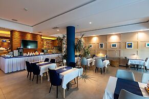 Hotel Riva by Aycon