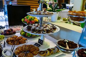 Hotel Riva by Aycon