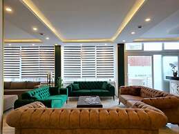 AKMAN CITY HOTEL