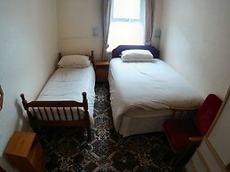 Cleveland Court Apartments