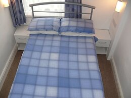 Cleveland Court Apartments