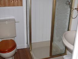 Cleveland Court Apartments