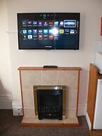 Cleveland Court Apartments