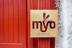Myo Design House