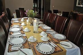 Out of Africa Town Lodge