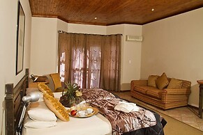 Out of Africa Town Lodge