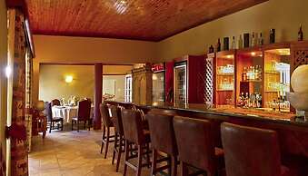 Out of Africa Town Lodge