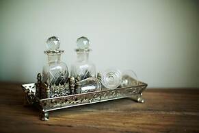 Driftwood Guesthouse