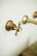 Driftwood Guesthouse