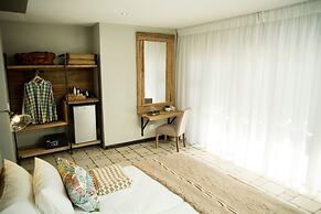 Driftwood Guesthouse