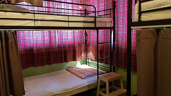 Mr.Comma Guesthouse - Hostel