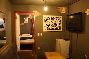 Mr.Comma Guesthouse - Hostel