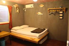 Mr.Comma Guesthouse - Hostel