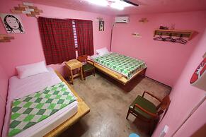 Mr.Comma Guesthouse - Hostel