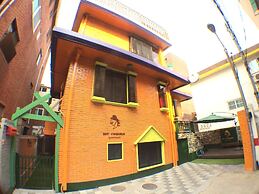 Mr.Comma Guesthouse - Hostel