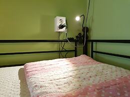 Mr.Comma Guesthouse - Hostel