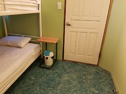 Mr.Comma Guesthouse - Hostel