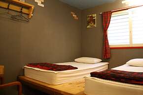 Mr.Comma Guesthouse - Hostel