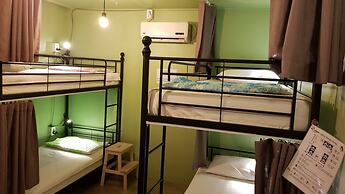 Mr.Comma Guesthouse - Hostel