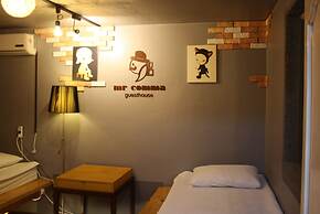 Mr.Comma Guesthouse - Hostel