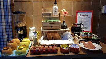 Mr.Comma Guesthouse - Hostel