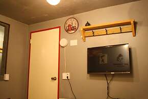 Mr.Comma Guesthouse - Hostel