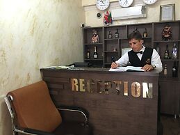 Royal Hotel