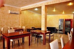 Royal Hotel