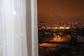 Baku İnn Hotel