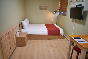 Seoul Station R Guesthouse