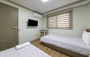 Seoul Station R Guesthouse