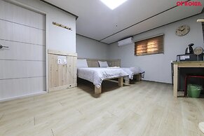 Seoul Station R Guesthouse