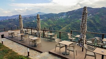 Sera Lake Resort Hotel Spa & Aparts