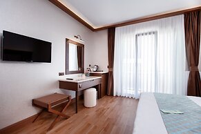 Sera Lake Resort Hotel Spa & Aparts