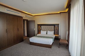 Sera Lake Resort Hotel Spa & Aparts