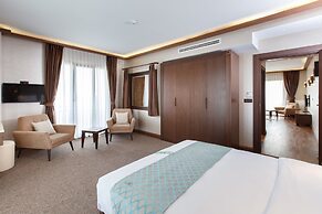 Sera Lake Resort Hotel Spa & Aparts