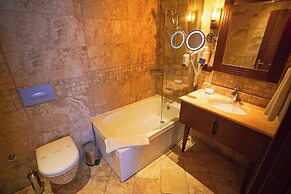Sera Lake Resort Hotel Spa & Aparts