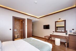 Sera Lake Resort Hotel Spa & Aparts