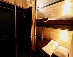 Namba Guesthouse HIVE - Hostel