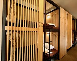 Namba Guesthouse HIVE - Hostel