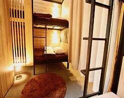 Namba Guesthouse HIVE - Hostel