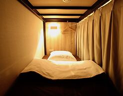 Namba Guesthouse HIVE - Hostel