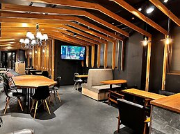 Namba Guesthouse HIVE - Hostel