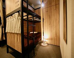 Namba Guesthouse HIVE - Hostel