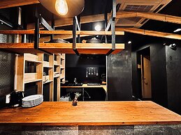 Namba Guesthouse HIVE - Hostel