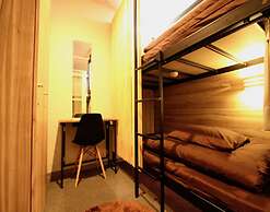 Namba Guesthouse HIVE - Hostel