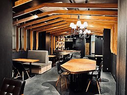 Namba Guesthouse HIVE - Hostel