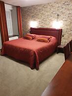 Logis Hôtel de la Croix d'Or