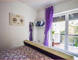 Central House Monica