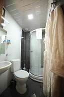 L Plaza Hotel